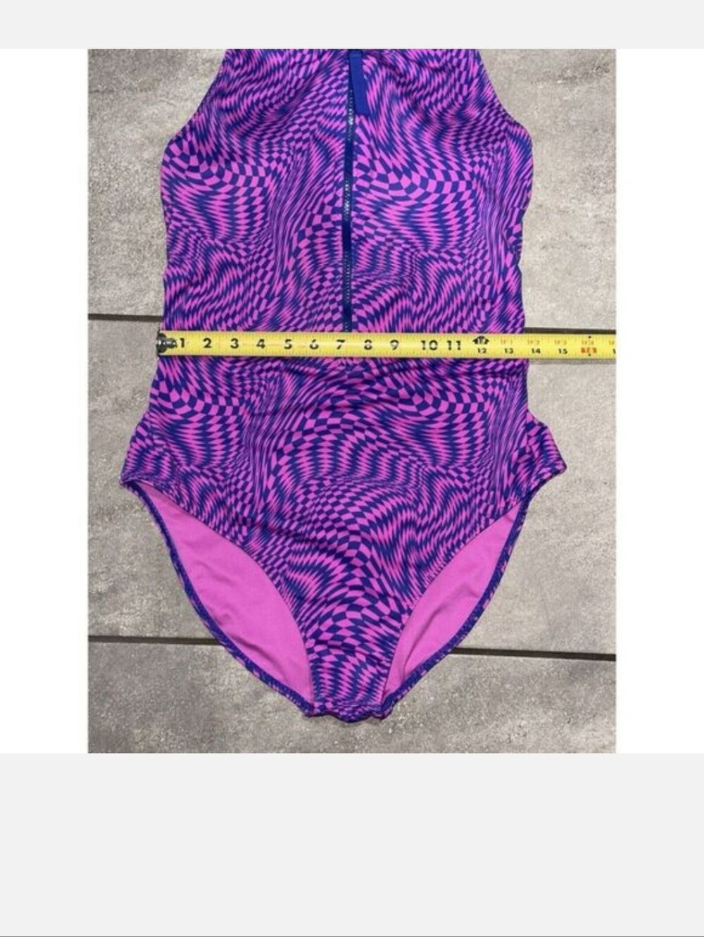 Fabletics One Piece - Picture 7 of 9